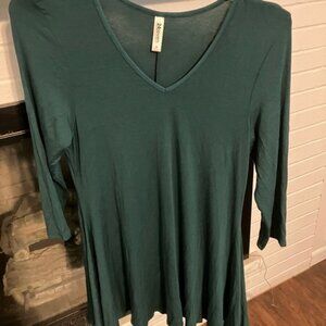 XL 24Seven Comfort dress, emerald green, knee length.  Long sleeves.